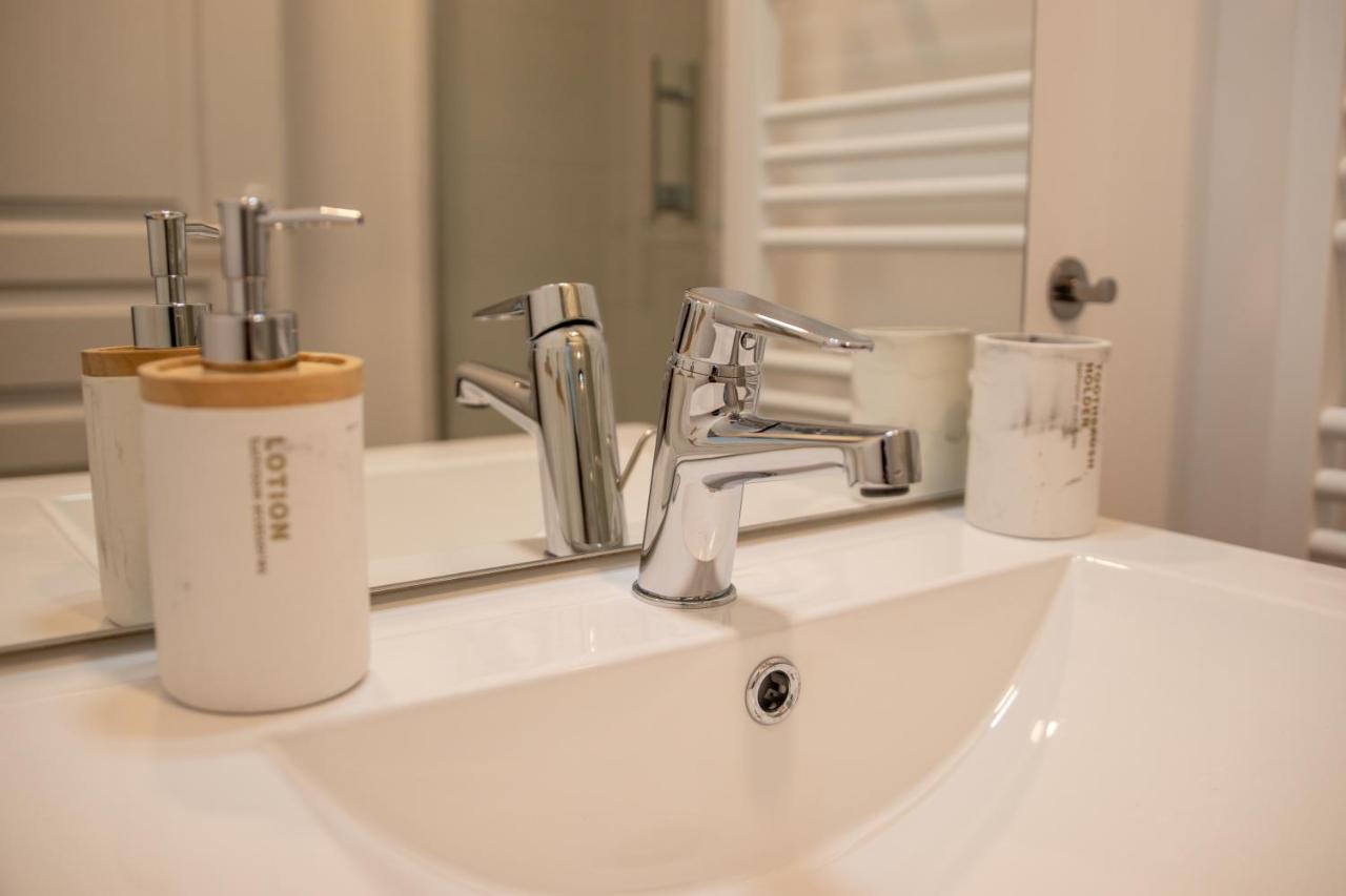 Lebeaubrun_ Hypercentre_ Duplex Apartment อองบวส ภายนอก รูปภาพ